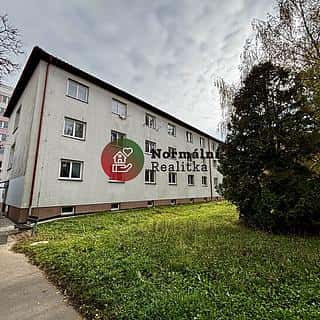 Prodej bytu 2+kk 30 m² Neratovice, Školní, Neratovice, okres Mělník