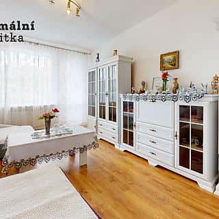 Prodej bytu 4+1 80 m² Chomutov, Písečná, Chomutov