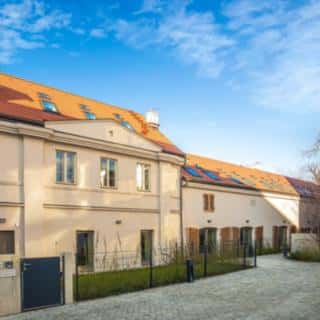 Prodej rodinného domu 248 m² Praha, Ke dvoru, Praha