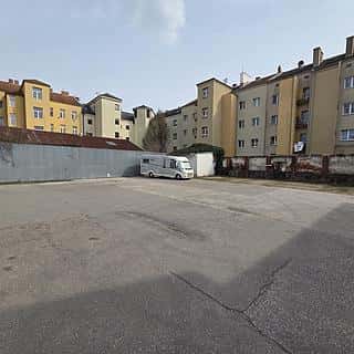 Pronájem parkovacího místa 13 m² Brno, U vlečky, Brno, okres Brno-město