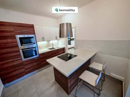 Prodej bytu, 2+kk, 50 m², Velehradská, Praha 3 – Vinohrady