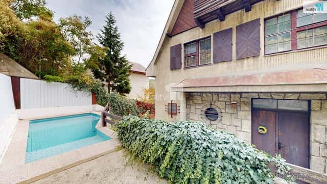 Prodej rodinného domu 8+1, 293 m2, Praha 8 - Libeň, Praha 8