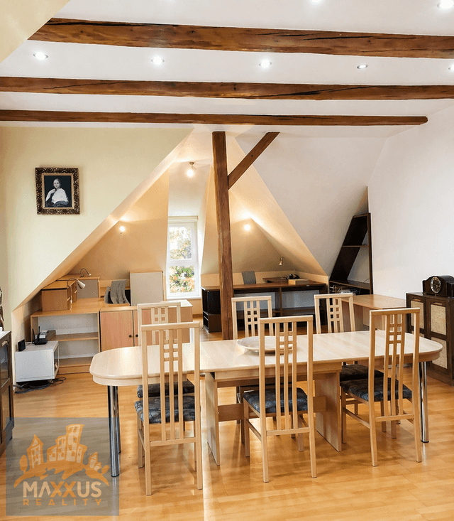 Bydlení i kanceláře v jednom – 100 m², Praha 6 Břevnov, Praha 6