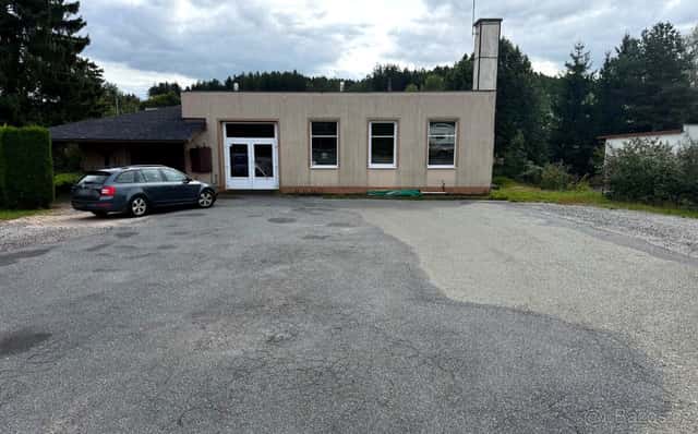 Pronájem dílny/skladu 92 m² + oplocená plocha 500 m², okres Náchod
