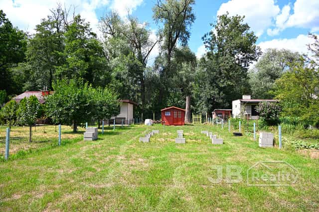 Prodej chaty se zahradou ve Veselí nad Moravou, okres Hodonín