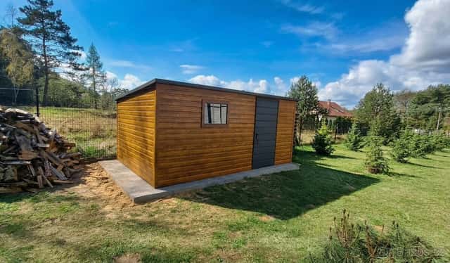 Domek 5×2 m – Zlatý dub světlý/ grafit „elegantní KOMULE", okres Praha-východ