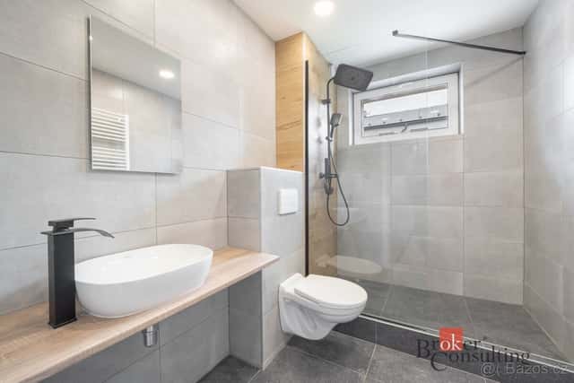 Prodej, byty/2+kk, 37 m2, Cottonové 1963/5, Mariánské Hory,, okres Ostrava-město