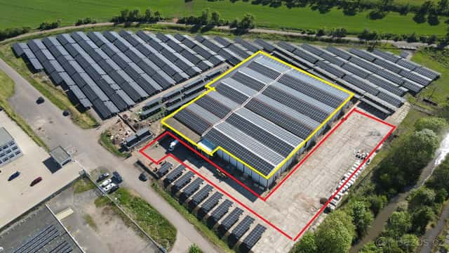 Pronájem haly 5000 m2 + elektrická energie za 50%, Most, okres Most