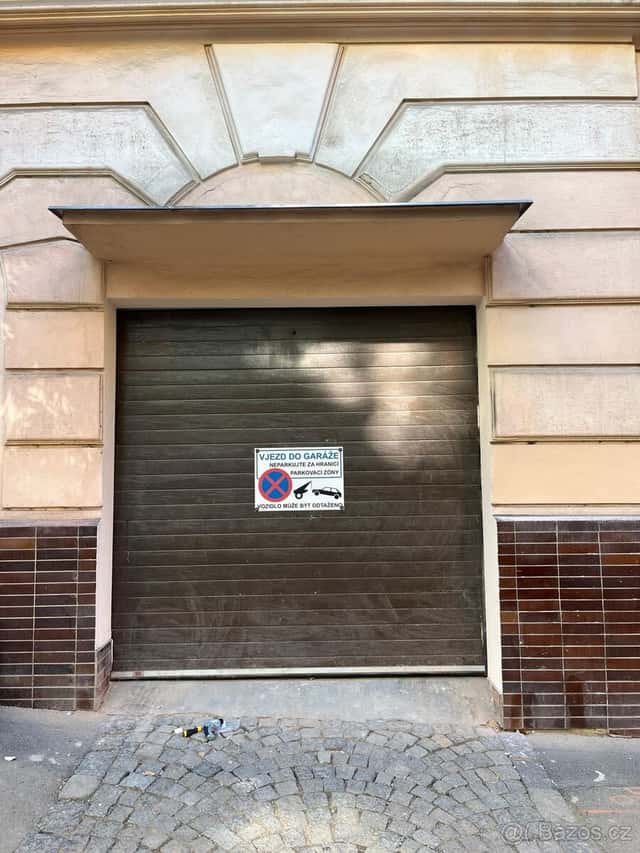 Výměna garáže, Praha 3