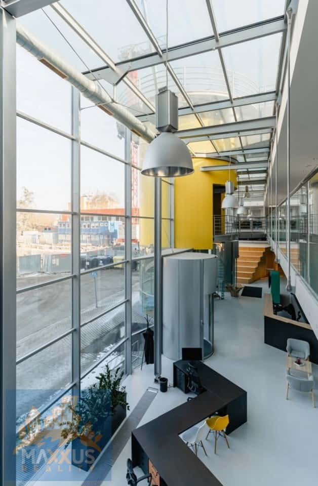 Pronájem obchodních / kancelářských prostor (1 000 m2) , Brn, okres Brno-město