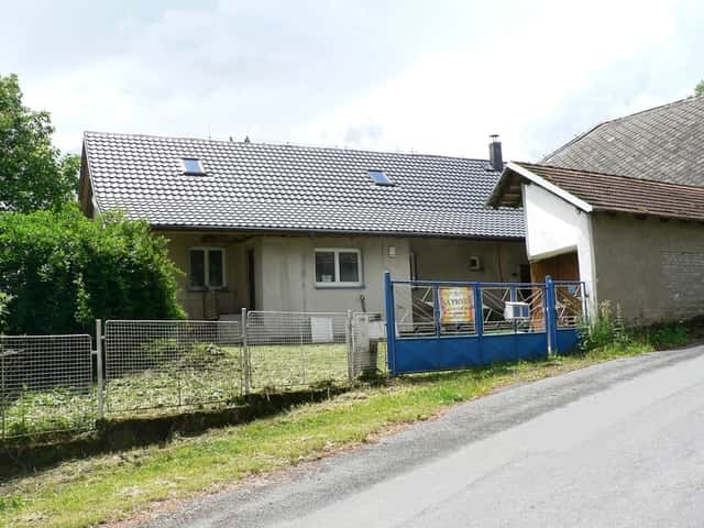 DOŹICE - venkovský dům, okres Plzeň-jih