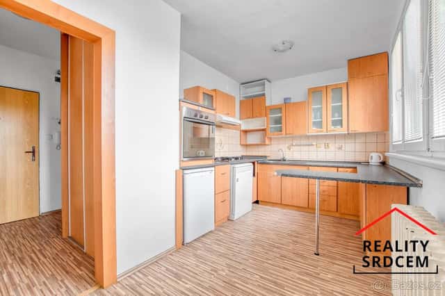 Pronájem vybaveného bytu 1+1, 40,5 m2 + lodžie, 4,6 m2, ul., okres Ostrava-město