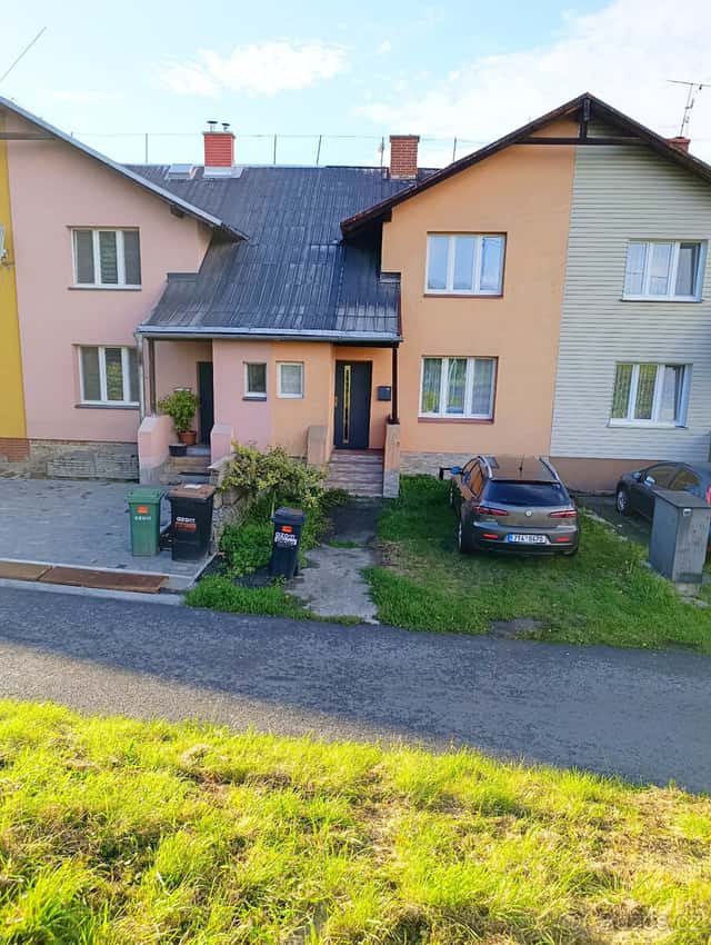4+1 jako dům – 110 m², zahrada 24 m² a 2 parkovací místa, okres Ostrava-město