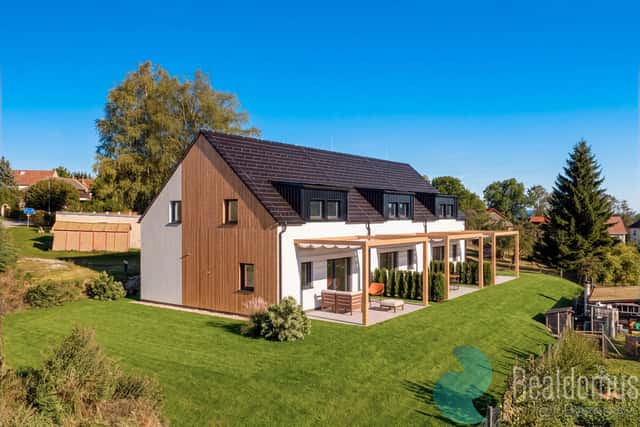 Prodej, novostavba nízkoenergetický dům 4+kk (115 m²), 2 par, okres Český Krumlov