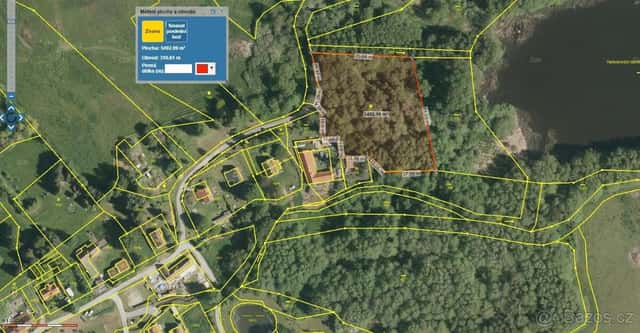 Pozemek v obci Hartunkov v jižní části stavební, okres Český Krumlov
