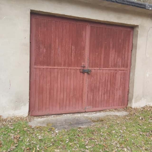 Garaz Bělá pod Bezdězem, okres Mladá Boleslav