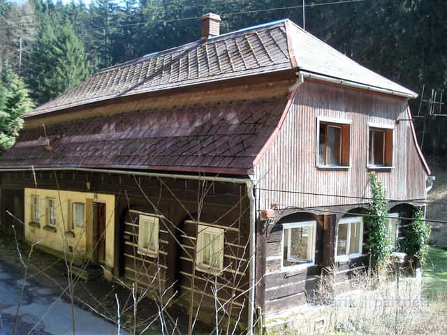 Prodej rodinného domu-chalupy na Vlčí Hoře, Krásná Lípa – Dlouhý Důl, okres Děčín