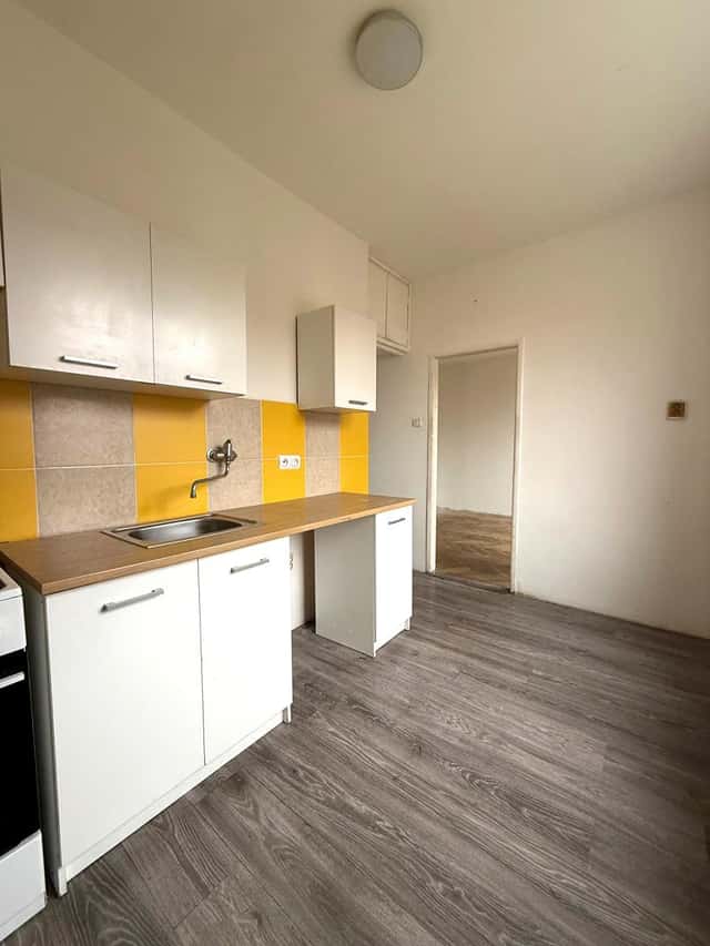 Pronájem bytu 2+1 52 m² K. H. Máchy, Jirkov, K. H. Máchy, Jirkov, okres Chomutov