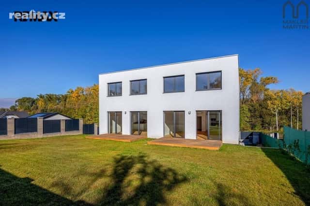 Prodej dům 178 m², pozemek 392 m², Vodochody – Hoštice, okres Praha-východ
