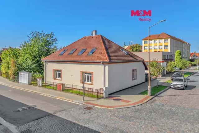 Prodej domu v Holicích se 4 byty., Růžičkova, Holice, okres Pardubice